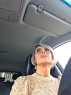 KirraWhite on StripChat