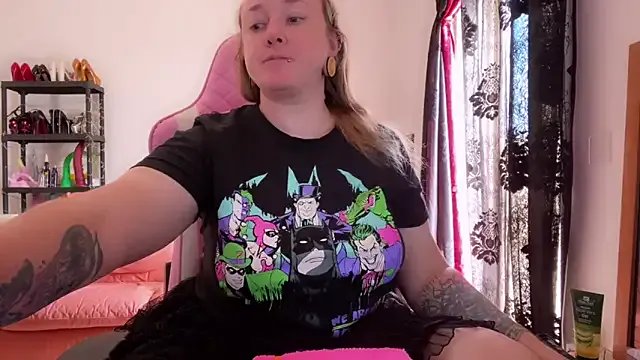 kisicaxx on StripChat