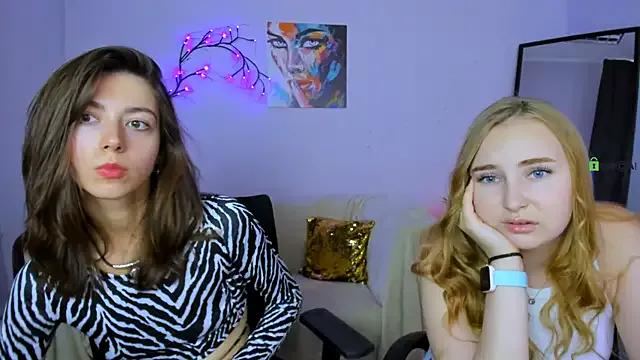 Freechat kitniss_dreamy on StripChat