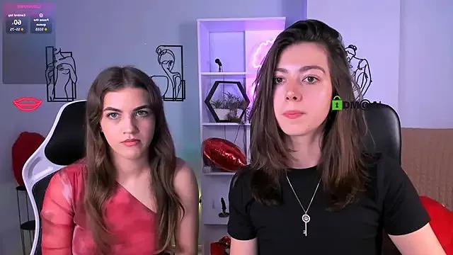 Freechat kitniss_dreamy on StripChat