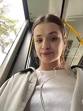 KittyQueeny on StripChat