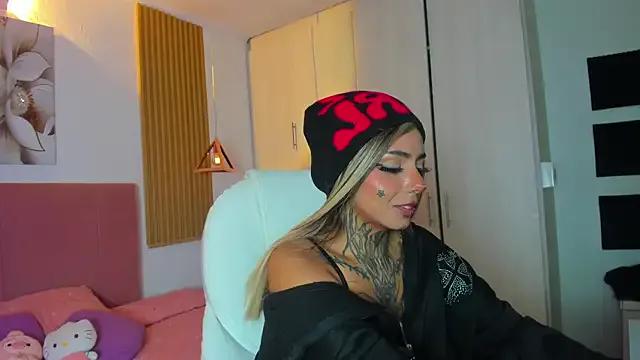 Freechat KoraRousee on StripChat