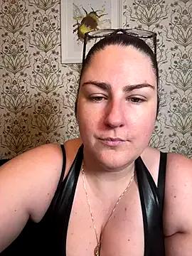Freechat Lacey-BBW on StripChat
