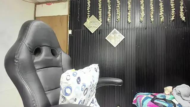 lalanaughty on StripChat