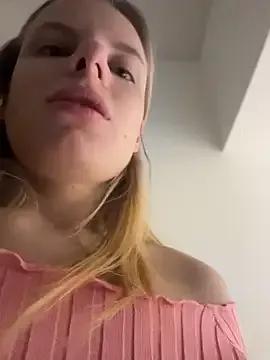 LanaSparks on StripChat 