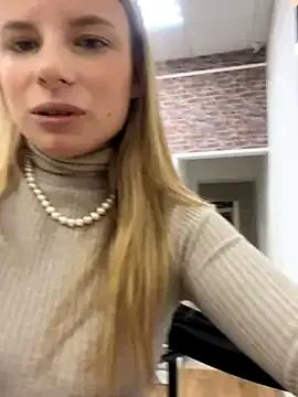 LanaSparks on StripChat 