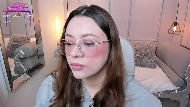 Freechat Lanna18 on StripChat