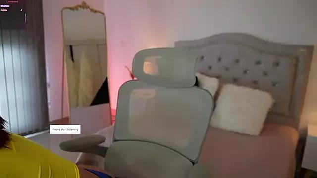 Freechat LaraBaker on StripChat