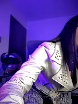 Laura-Khalifa on StripChat