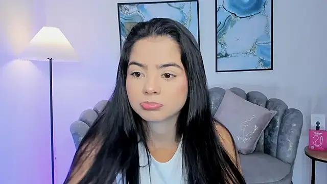 Layla_Breezee on StripChat 