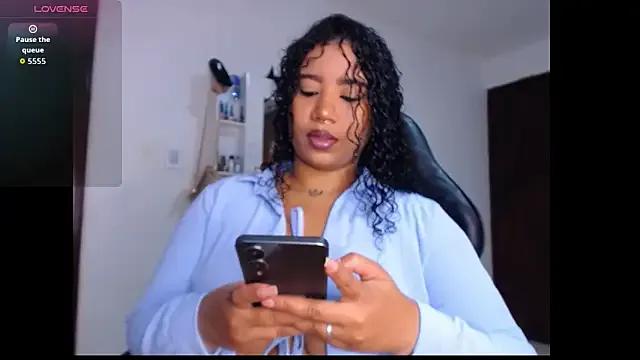 Freechat leslycarsson on StripChat