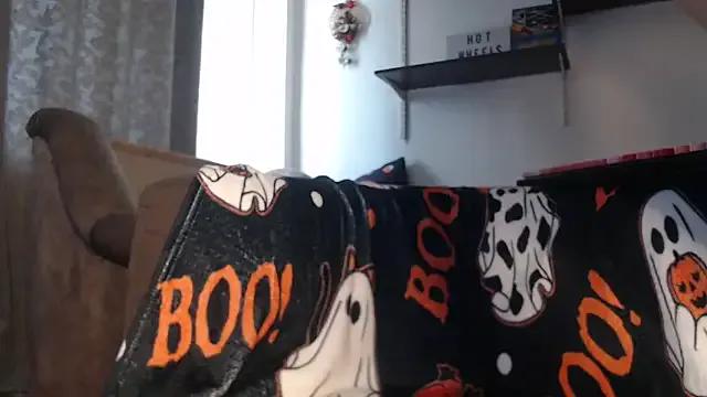 Freechat LetsGetMessyBBy on StripChat