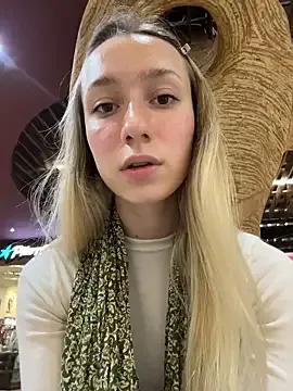 Freechat Lia__Love on StripChat