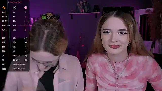 Freechat liana_kisses on StripChat