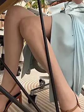 Lilith_rose66 on StripChat