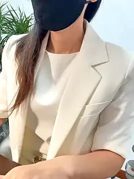 Lilith_rose66 on StripChat