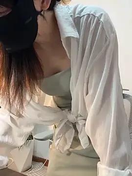 Lilith_rose66 on StripChat