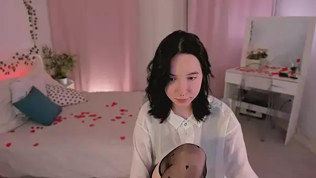 lilithlunna on StripChat 