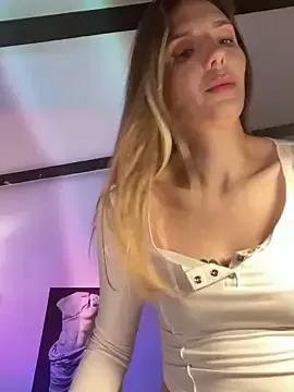 LINA_ALL_EYES_ON_YOU on StripChat