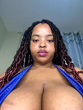 Freechat Linah___ on StripChat