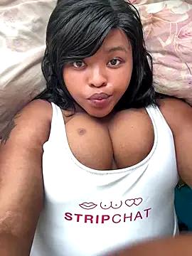 Freechat Linah___ on StripChat