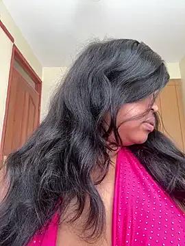 Freechat Linah___ on StripChat