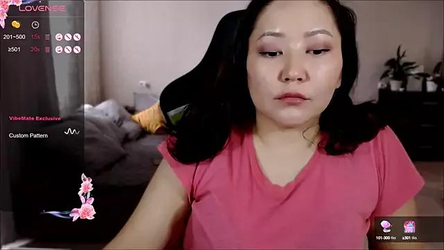 Freechat LisaAsianFlower on StripChat