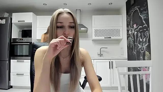 Private lisenok on StripChat