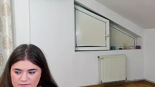 Freechat LissaBigTitts on StripChat