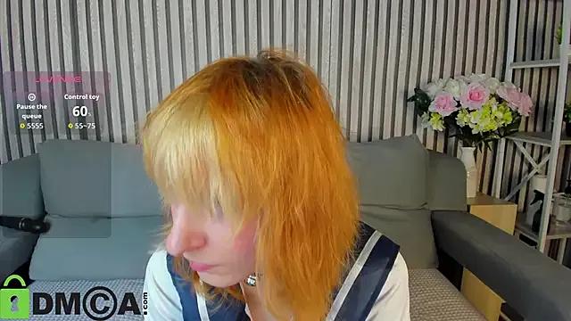 Freechat Little_Chips on StripChat