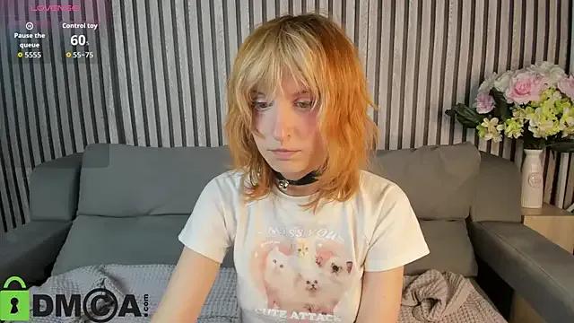 Freechat Little_Chips on StripChat