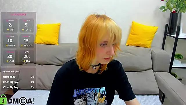 Freechat Little_Chips on StripChat