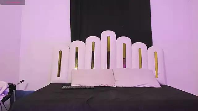 Freechat little_daicel on StripChat