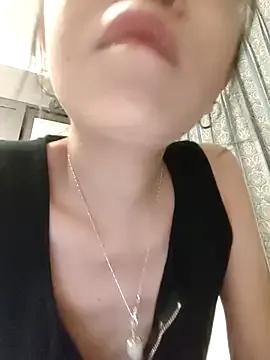 Little_suzy5 — Make me feel #squirt& cum