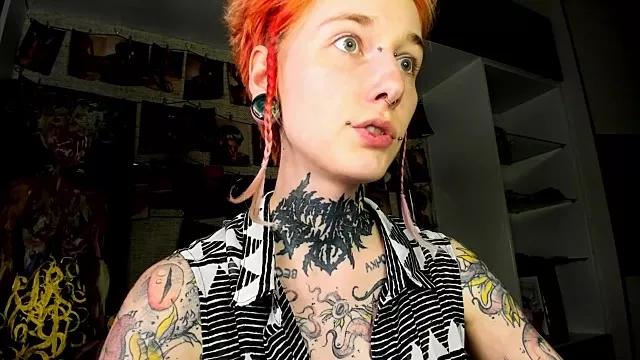 Littlespacemouse on StripChat 