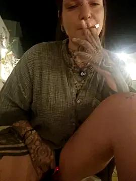 Freechat lizzardqueeen on StripChat