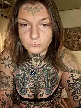 Freechat lizzardqueeen on StripChat