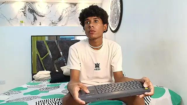 Freechat LONDON_BOYS1 on StripChat