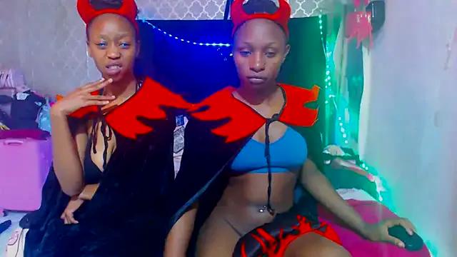 Freechat LonelyQueenxx25 on StripChat