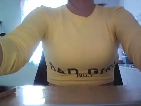 Lovely_eye — take a shower