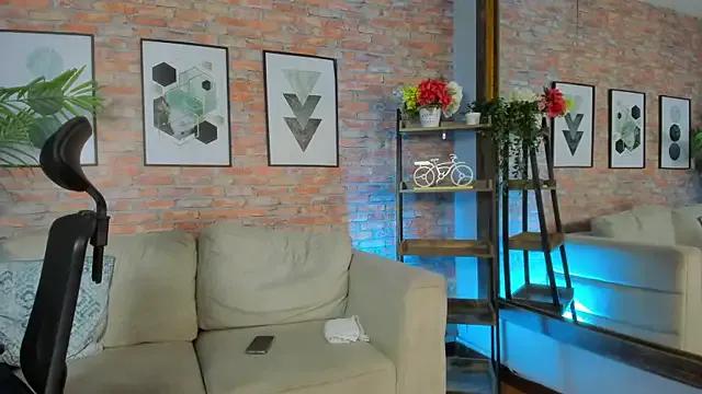 Freechat Lucia_Brown_ on StripChat