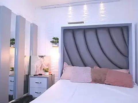 Freechat Luciana_Graay on StripChat