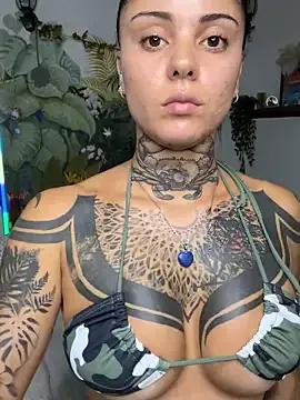 Freechat lucyrossink on StripChat