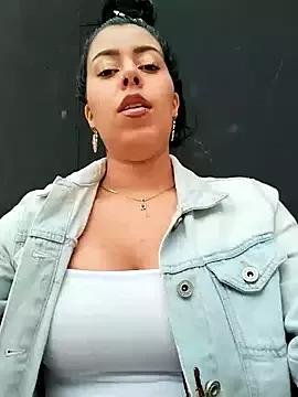 Luianna on StripChat