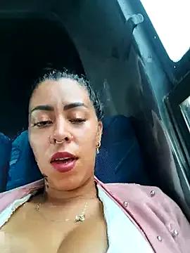 Luianna on StripChat