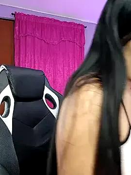 Freechat LunaaRosse on StripChat