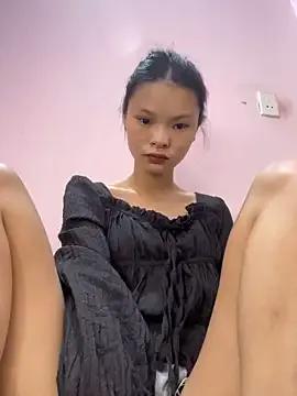 lung-linh on StripChat