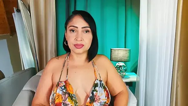 Freechat Madissononee on StripChat