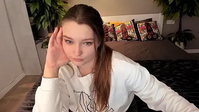 Freechat MagicPeachh_ on StripChat