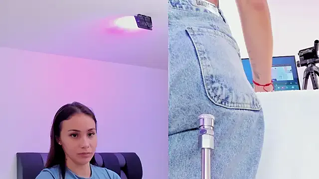 maily_zanss model from StripChat